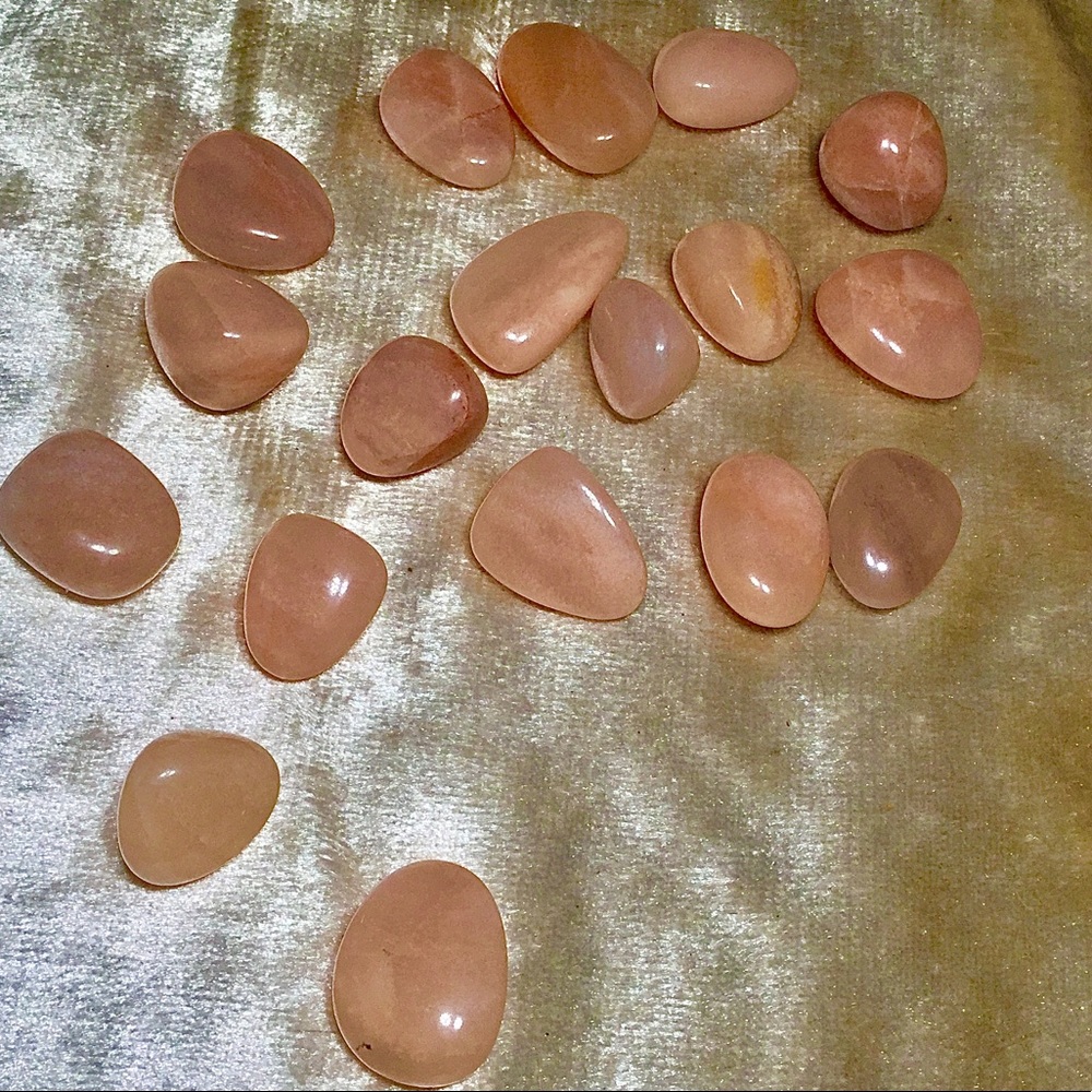 (2) Peach Moonstone Tumbled Crystals - Picture 3 of 9